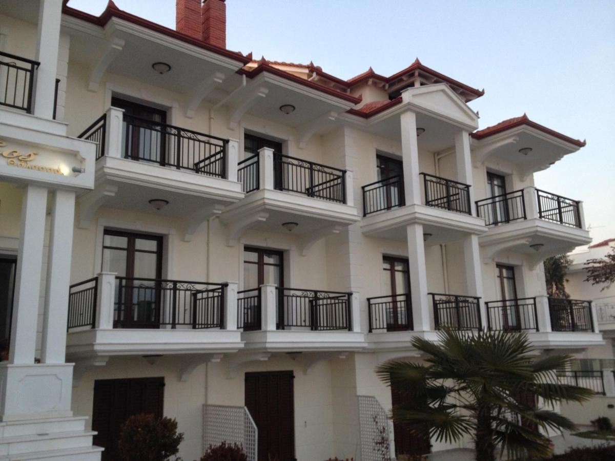 Makedos Sea View Apartment เนอาวรัสนา ภายนอก รูปภาพ