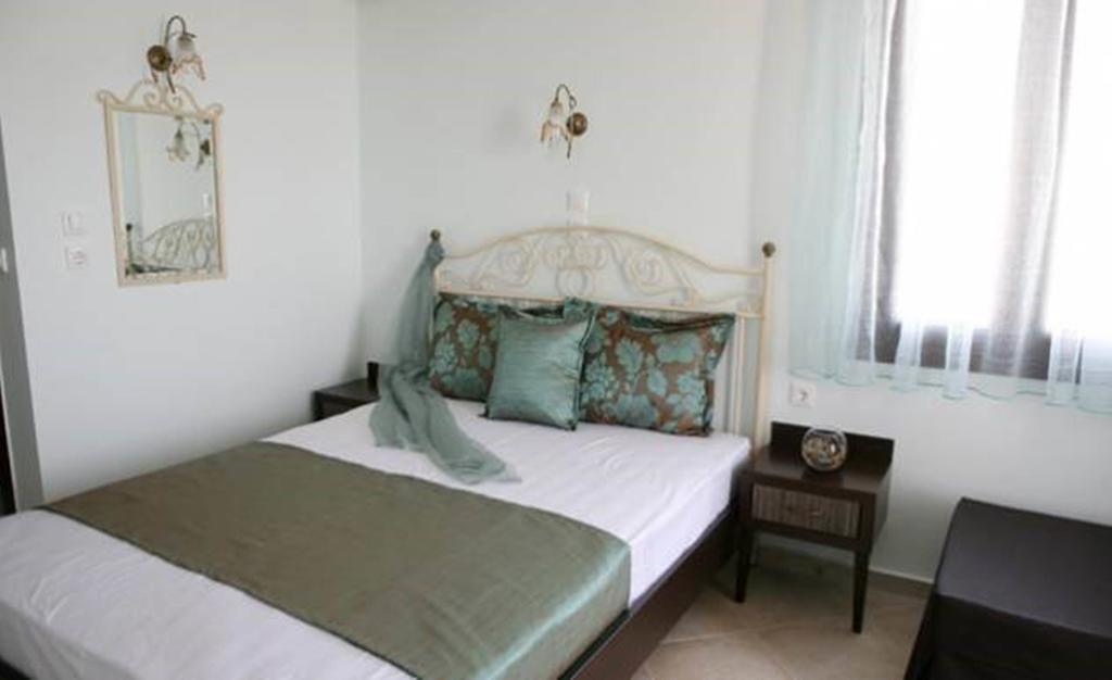Makedos Sea View Apartment เนอาวรัสนา ภายนอก รูปภาพ