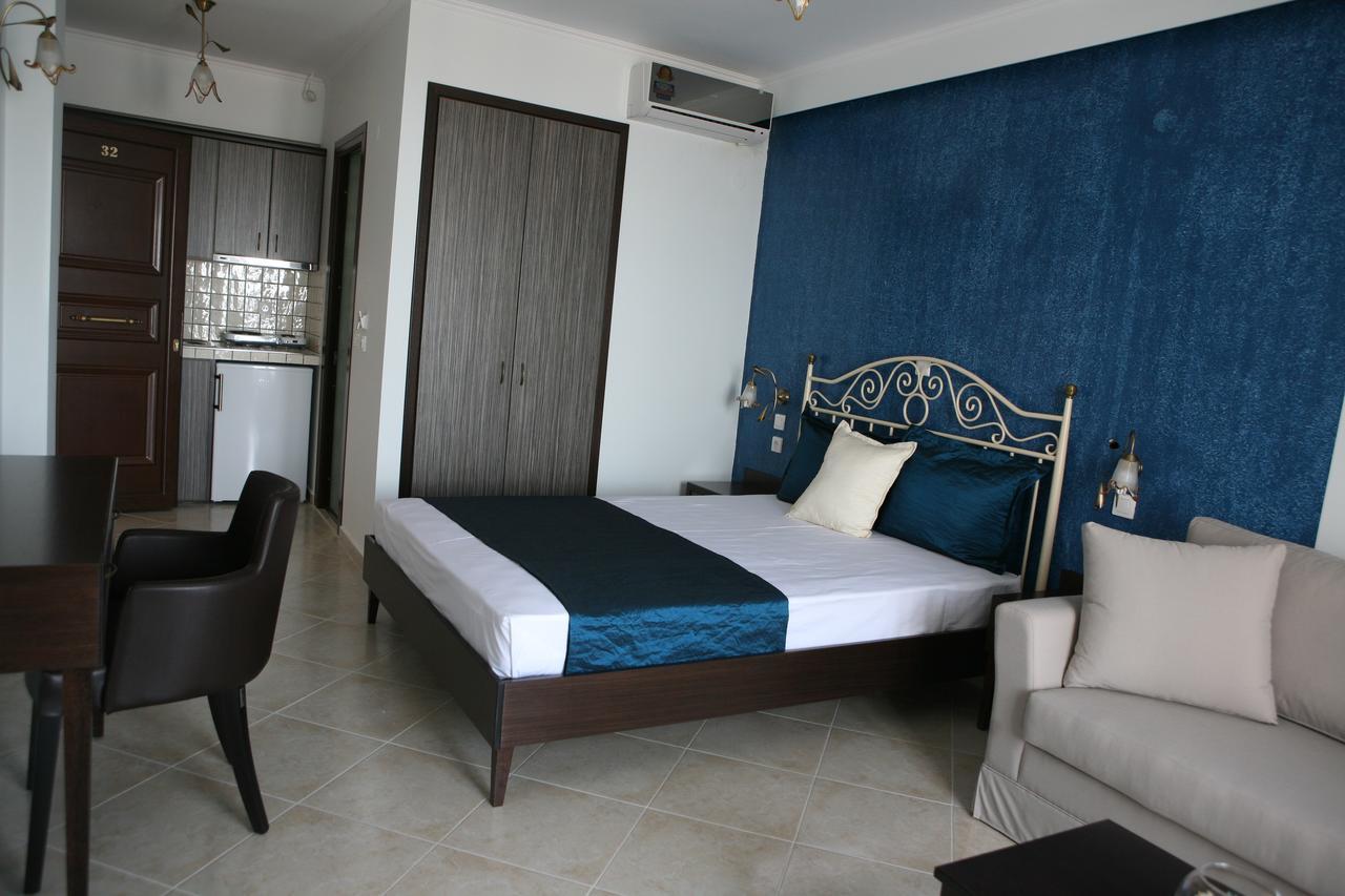 Makedos Sea View Apartment เนอาวรัสนา ภายนอก รูปภาพ
